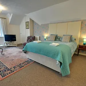 1 The Coach House Holiday home